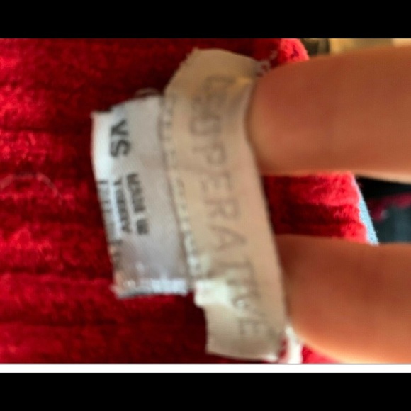 Red urban outfitters sweater - Picture 4 of 4